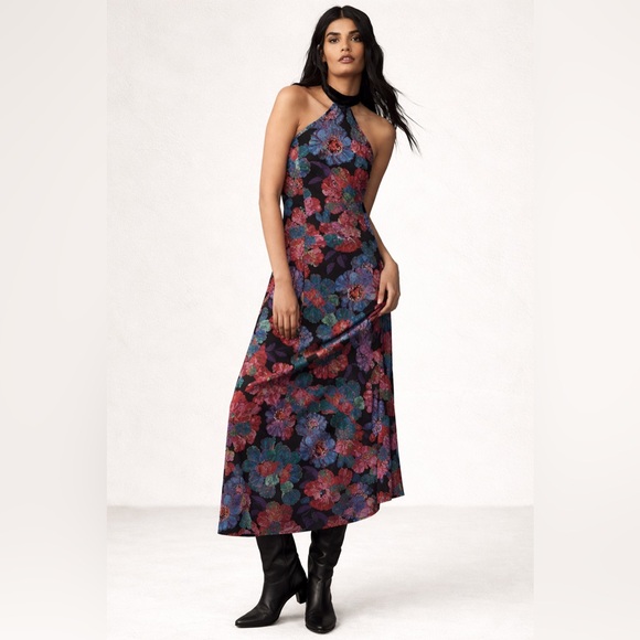 FARM Rio Dresses & Skirts - NWT FARM Rio Floral Velvet Neckline Halter Dress S Dark Romantic Whimsygoth